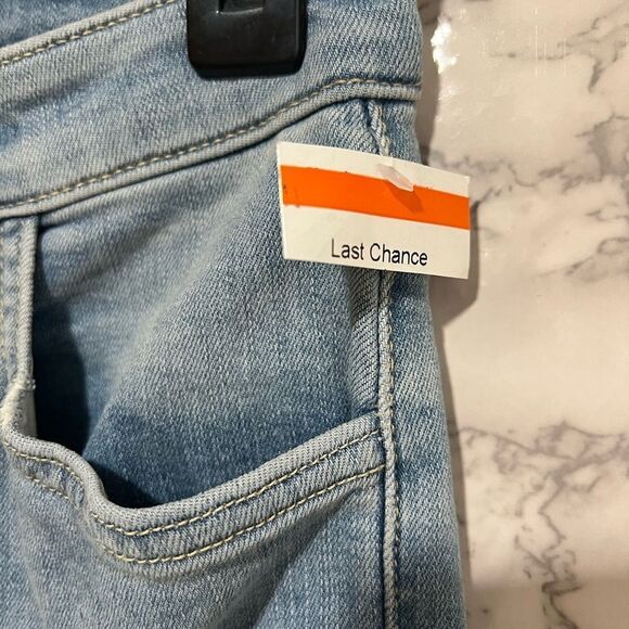 Favorite Daughter The Sara Super High Rise Skinny Jeans in Lanai Wash - Picture 4 of 11